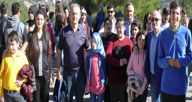 ÖZEL ÖĞRENCİLERİN DOĞA YÜRÜYÜŞÜ