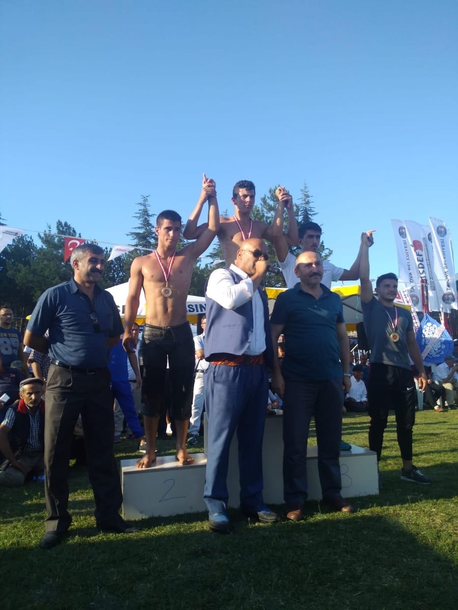 PEHLİVAN SERKAN AL`DAN BİR BAŞARI DAHA...