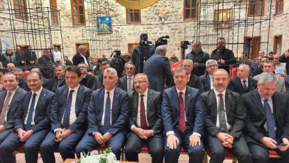 ARSLAN: "TOKAT'A GÜMRÜK MÜDÜRLÜĞÜ VE 100 MİLYON TL ESNAF KREDİSİ HAYIRLI OLSUN"