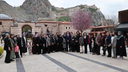 FİLOGRAFİ VE RÖLYEF SERGİSİ AÇILDI