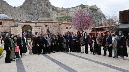 FİLOGRAFİ VE RÖLYEF SERGİSİ AÇILDI