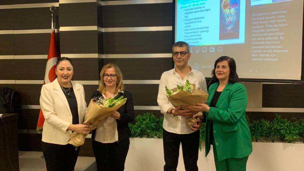 PROF. DR. KÜRŞAT ŞAHİN YILDIRIMER VE DR. GÜLÇİN ITIRLI ASLAN NARLIDERE HALKI İLE BULUŞUYOR