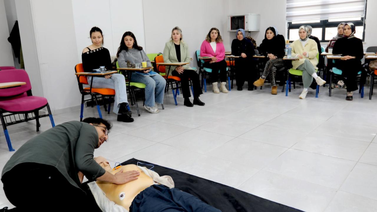 TOGÜ’de İlk Yardım Sertifika Eğitimleri Devam Ediyor